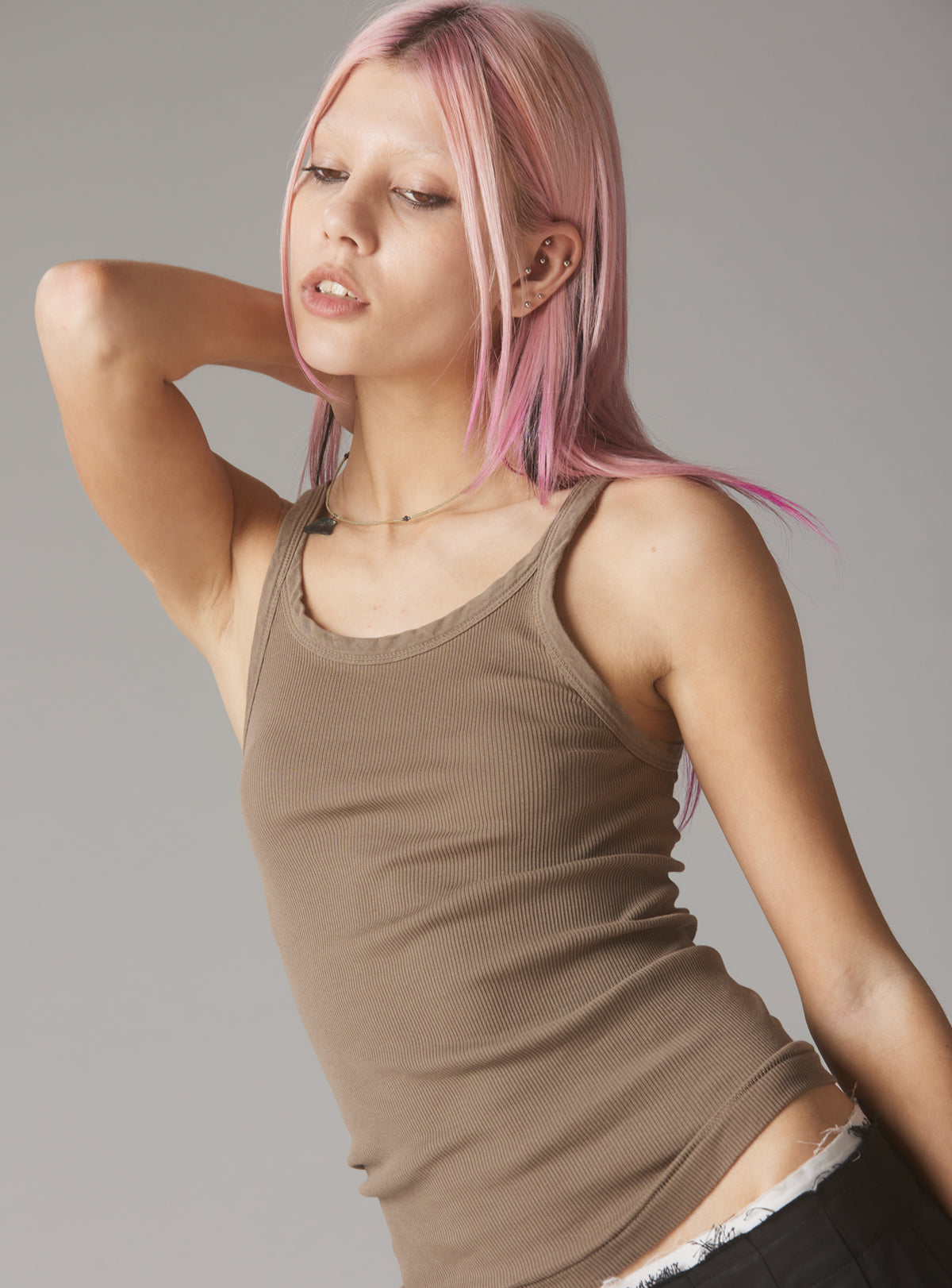UNIF Staple Rib Tank Concrete