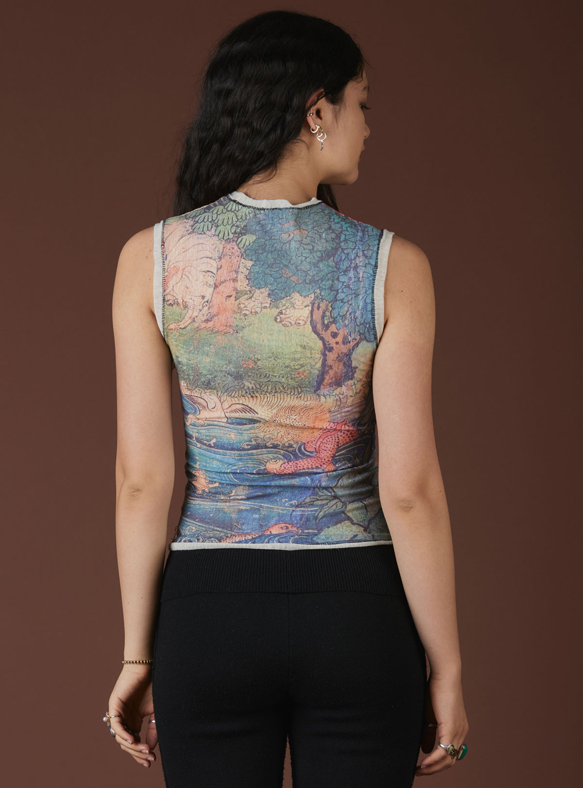 UNIF Lore Top