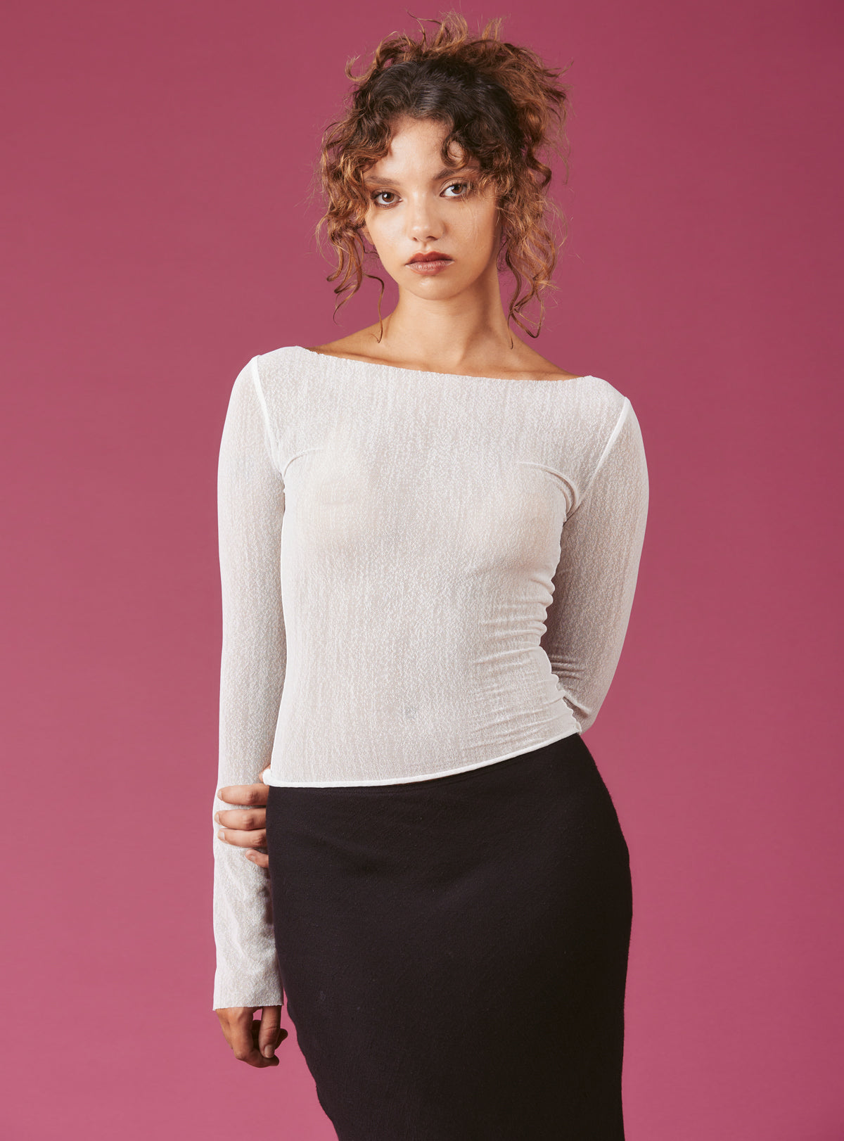 UNIF Naal Top