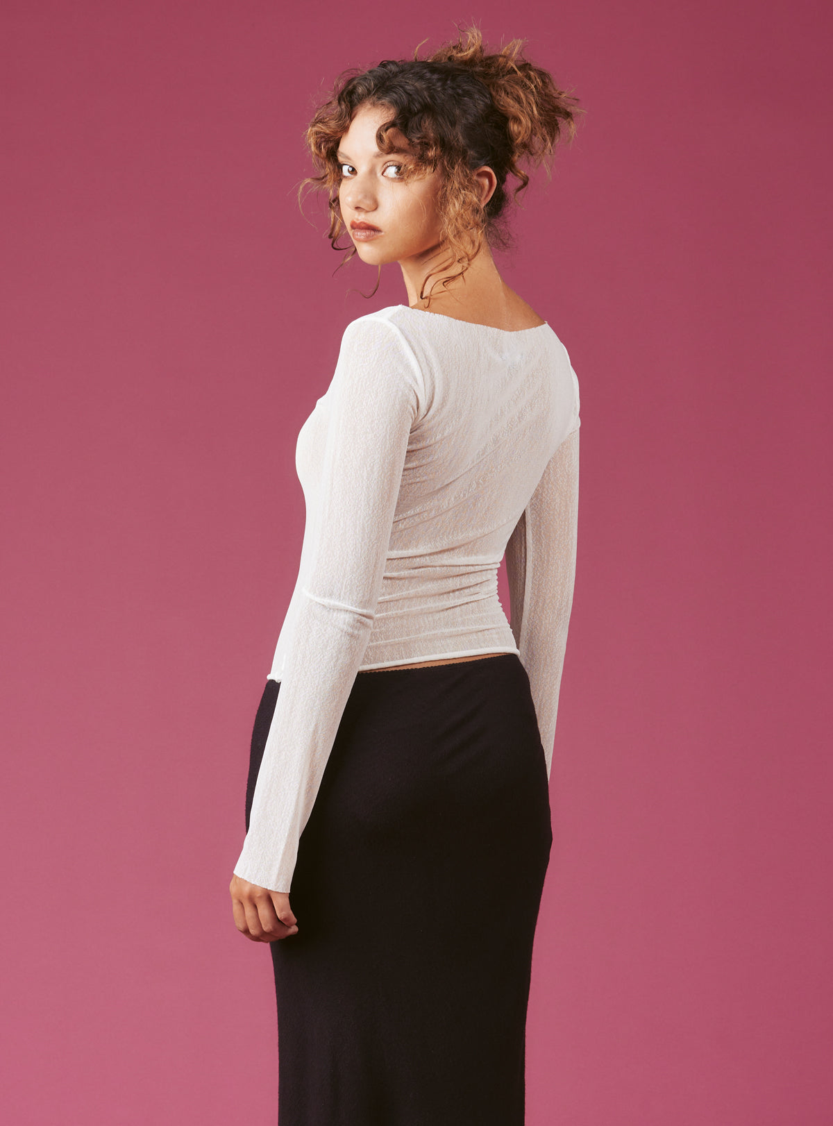 UNIF Naal Top