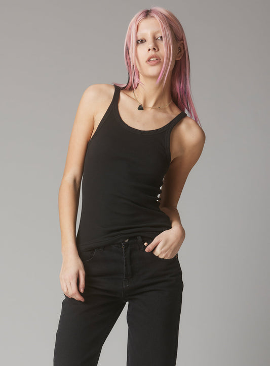 UNIF Staple Rib Tank