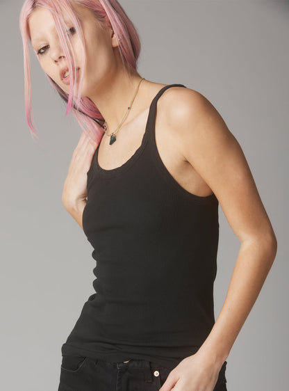 UNIF Staple Rib Tank