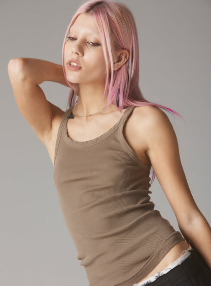 UNIF Staple Rib Tank Concrete