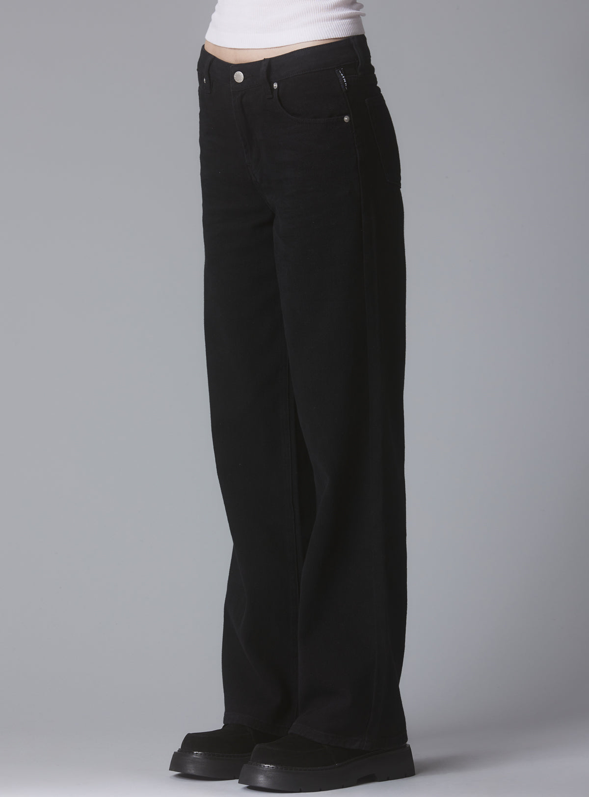 UNIF Z Jean