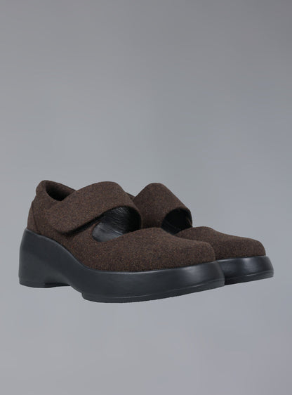 UNIF Felt Platform Sandal In Brown