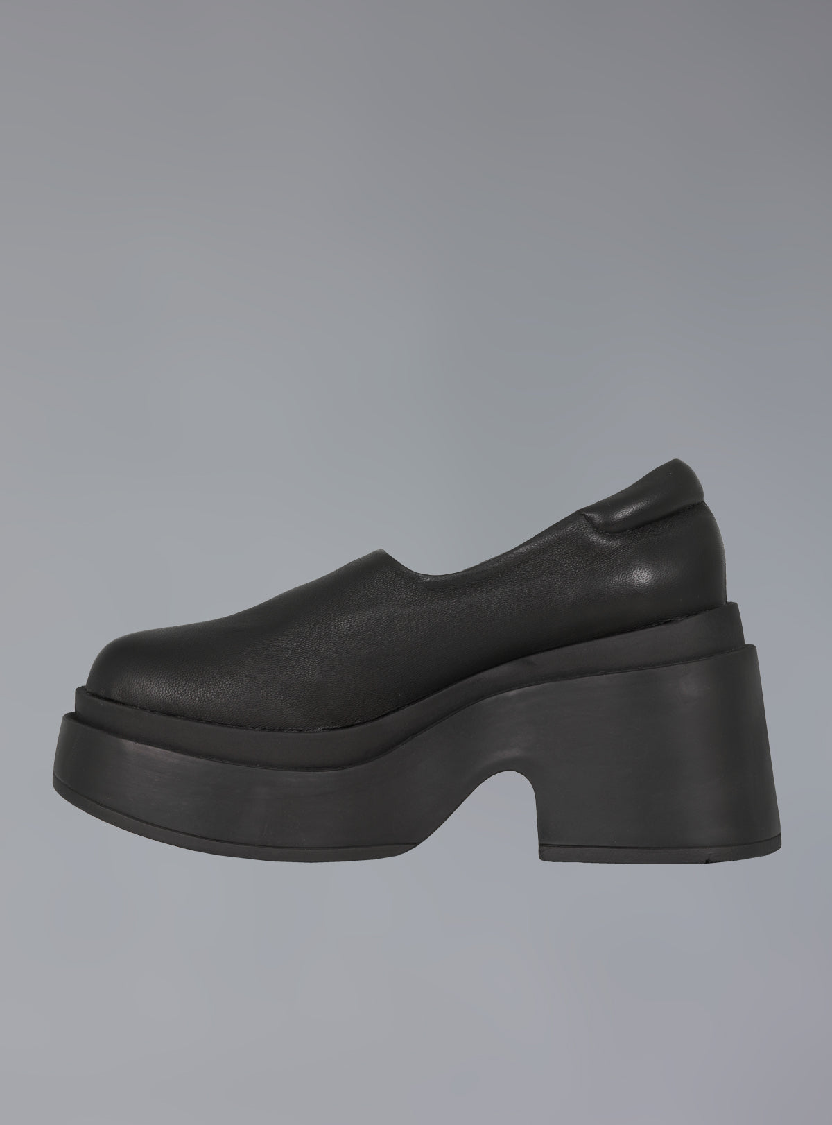 UNIF Platform Slip On Shoes in 90s Style