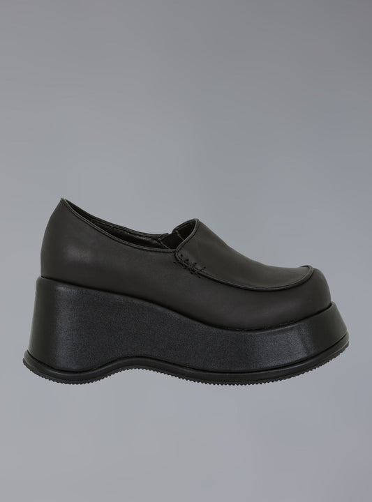 UNIF Square Toe Stacked Platform Shoe