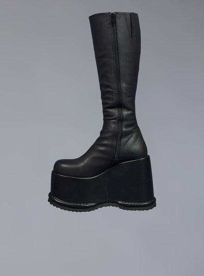 UNIF Smoke Boot