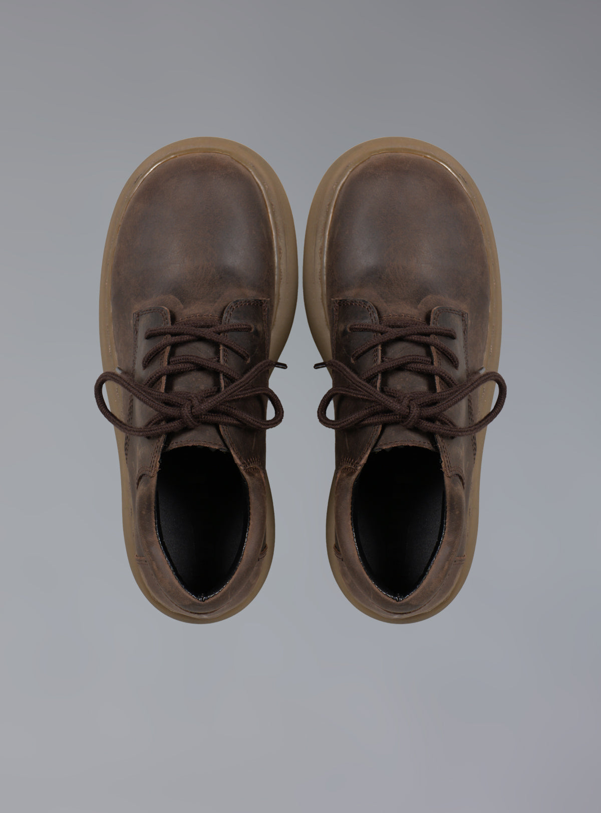 UNIF Pek Shoe