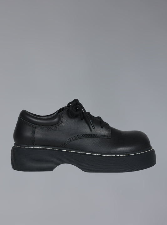UNIF Pek Shoe