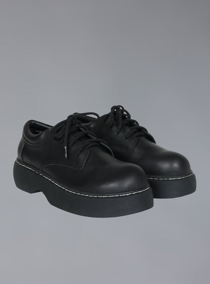UNIF Pek Shoe