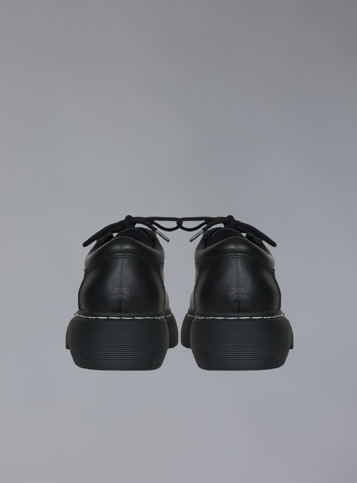 UNIF Pek Shoe