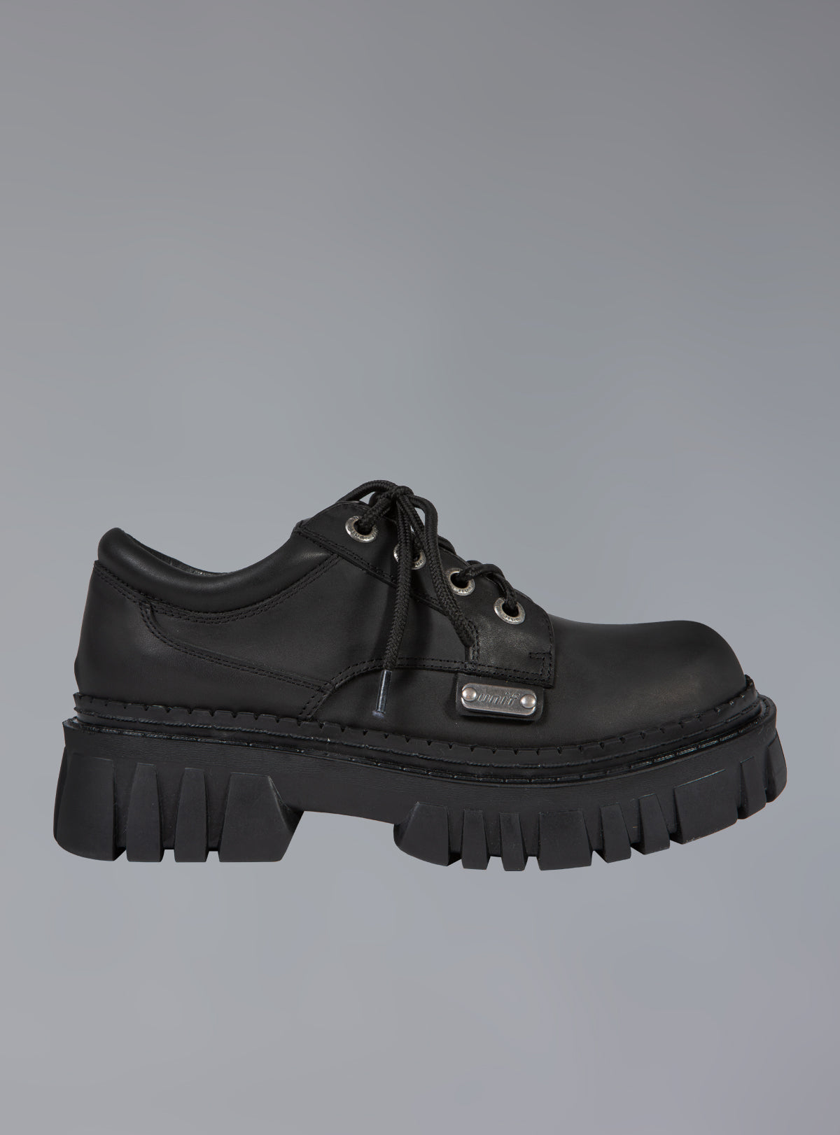 UNIF Trail Shoe
