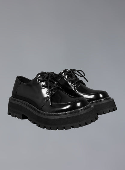 UNIF Collins Shoe
