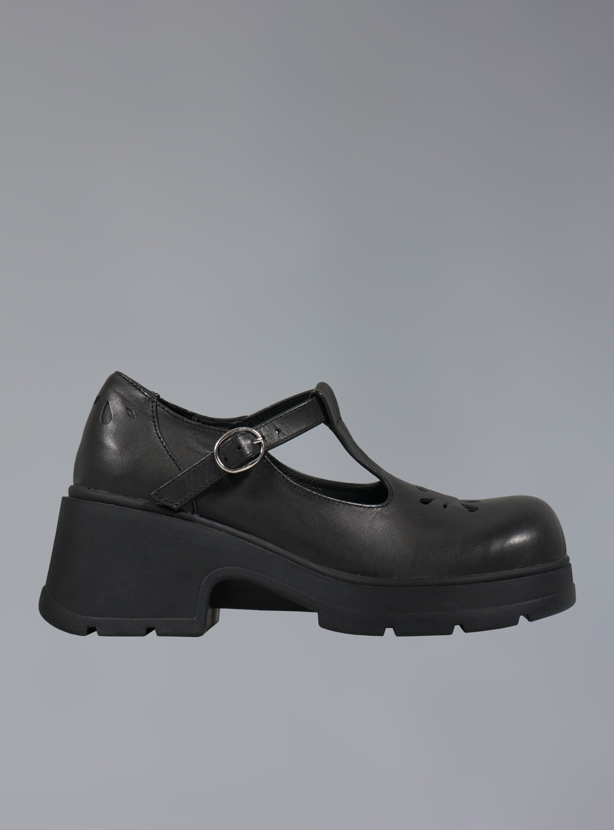 UNIF Comma Shoe