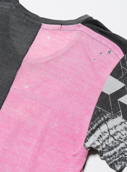 UNIF Vintage Horace 3D Cube Tee